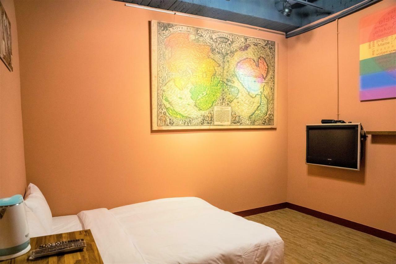 ตงหนิง แอตลาส โฮเทล Hotel ไถหนาน ภายนอก รูปภาพ