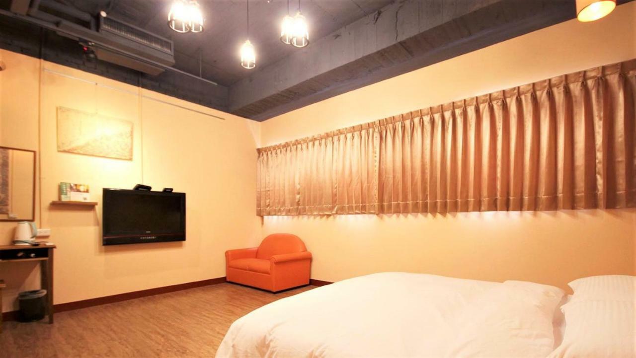ตงหนิง แอตลาส โฮเทล Hotel ไถหนาน ภายนอก รูปภาพ